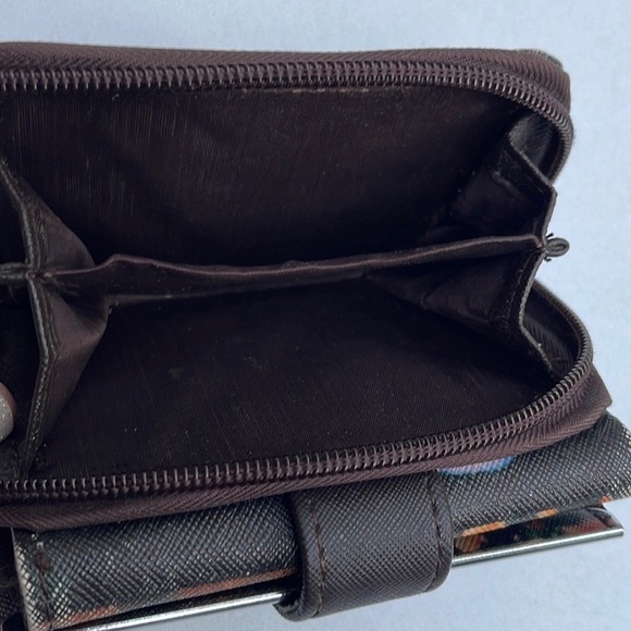 Dog Wallet & Butterfly Key Chain Wallet - Picture 10 of 12